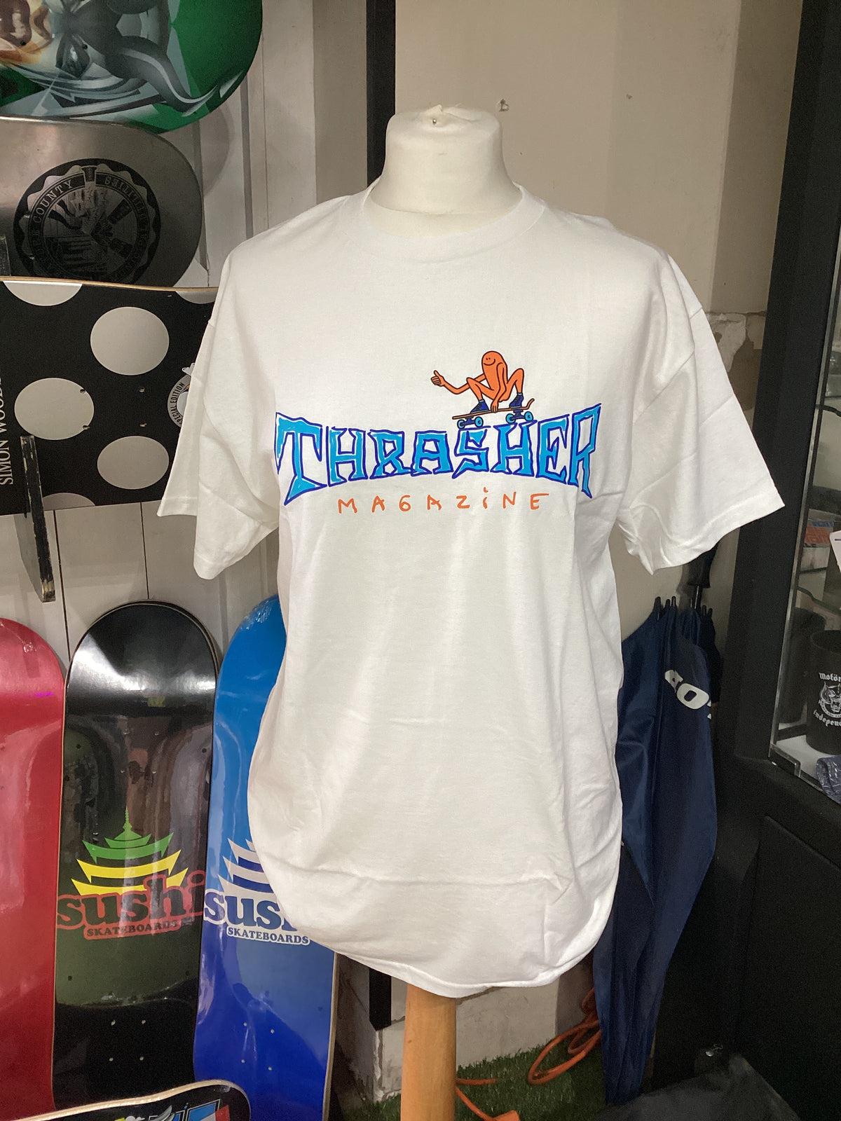 Thrashers gonz thumbs up tshirt