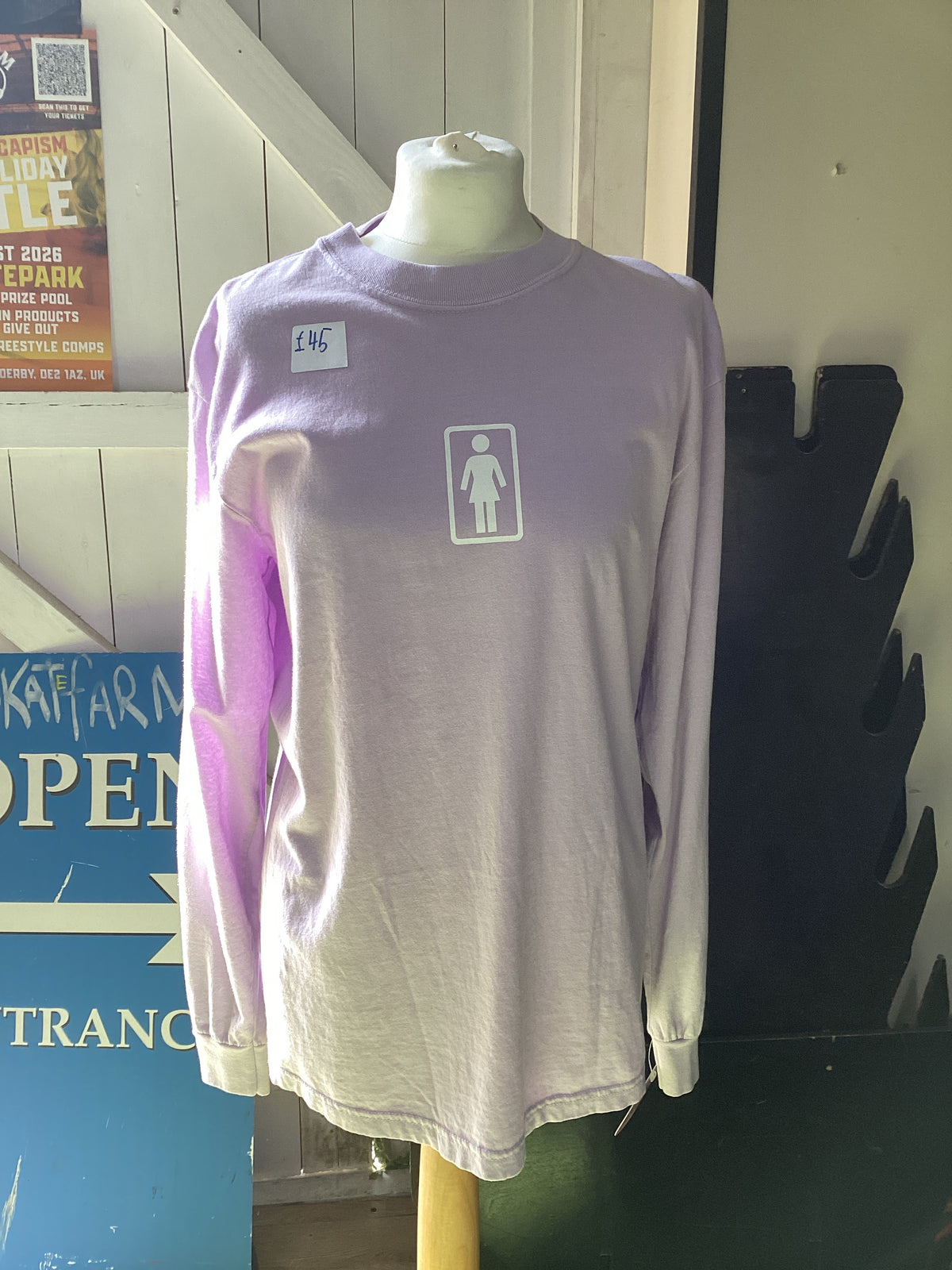 Girl x Hello kitty longsleeve shirt